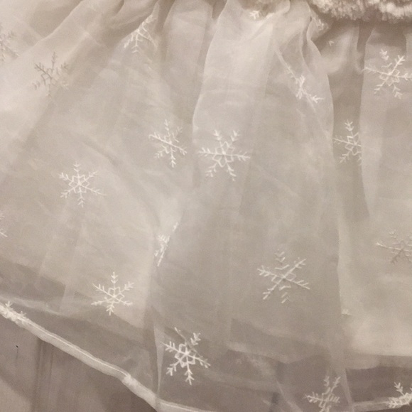 Dress - Picture 3 of 4